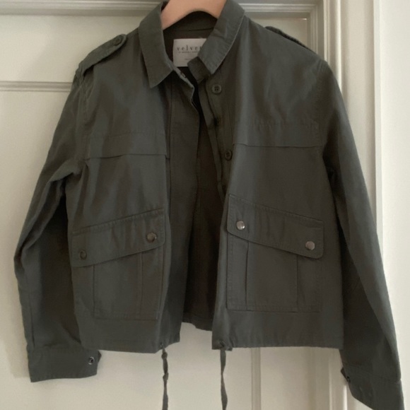 NEW Velvet by Graham & Spencer Cropped Army Jacket - Picture 6 of 11